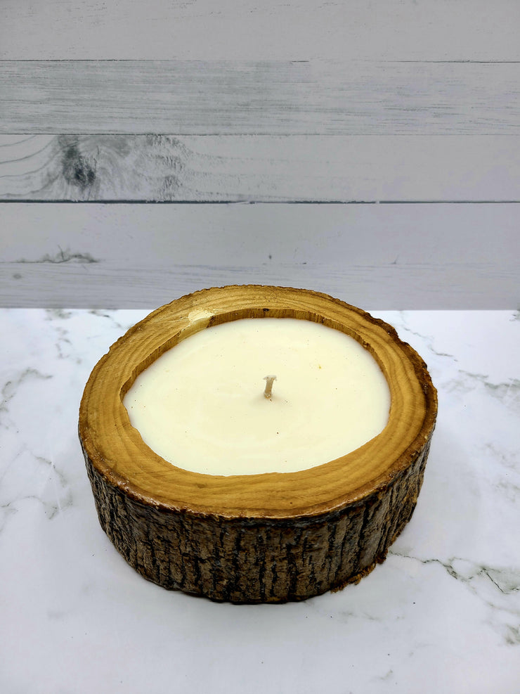 Cinnamon Candle in a Natural Teak Trunk